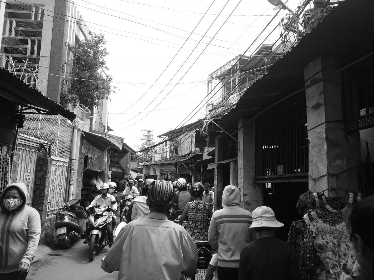 BUsy street in Ho Chi Minh City, Vietnem